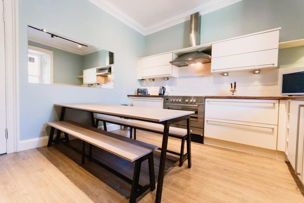 Wallace Apartment - A Unique Apartment In Countryside Park With Wifi And Access To Bar And Pool بيرث المظهر الخارجي الصورة